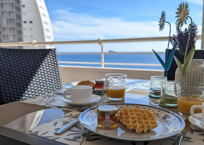 Coblanca Sea & Sky Apartment