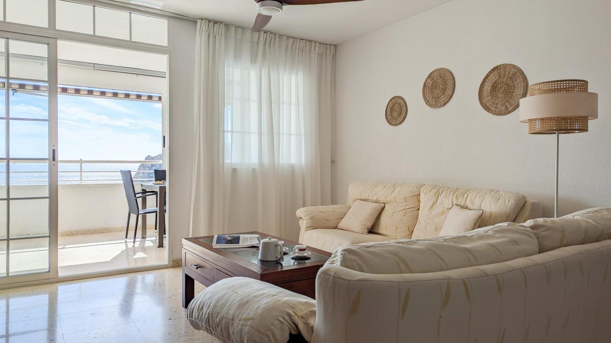 Coblanca Sea & Sky Apartment *
